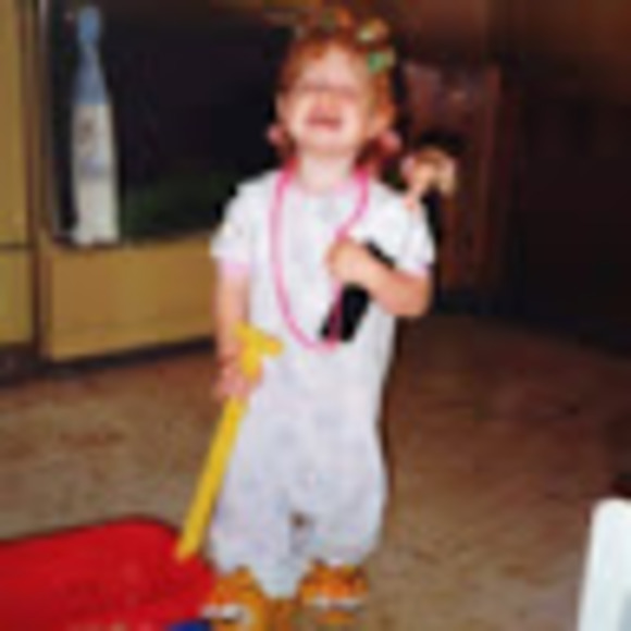 Meet your Posher, Amy - Picture 1 of 1